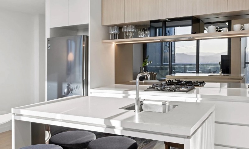 Fineline Commercial: Queens Wharf Residences