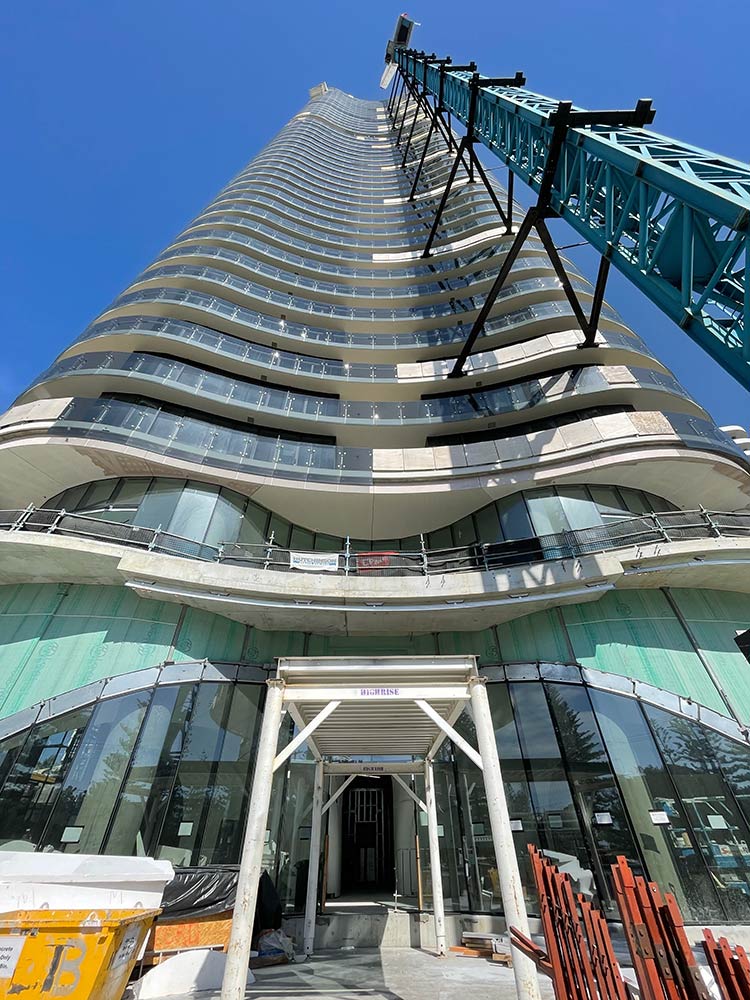 272 Hedges Avenue Broadbeach